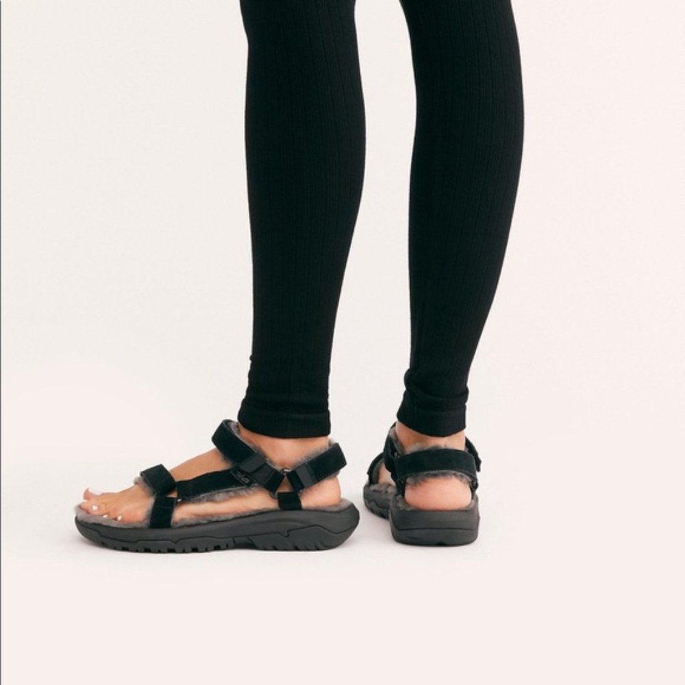 NIB Teva Hurricane Shearling Lined Sport Sandal - Picture 4 of 16